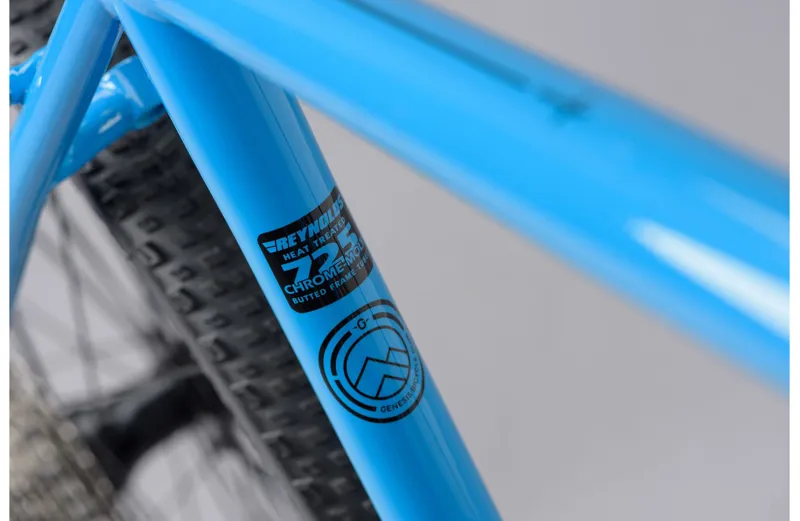 Genesis croix de fer 40 2021 hot sale