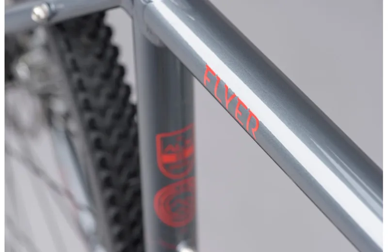 Genesis Flyer Gravel Bike in Grey-8