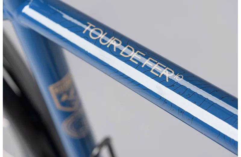 2021 Genesis Tour De Fer 10 Steel Touring Bike in Blue