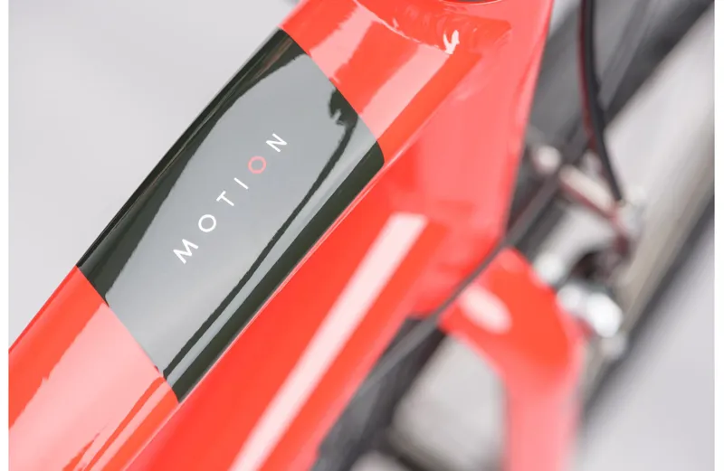 Ridgeback Motion Red-7